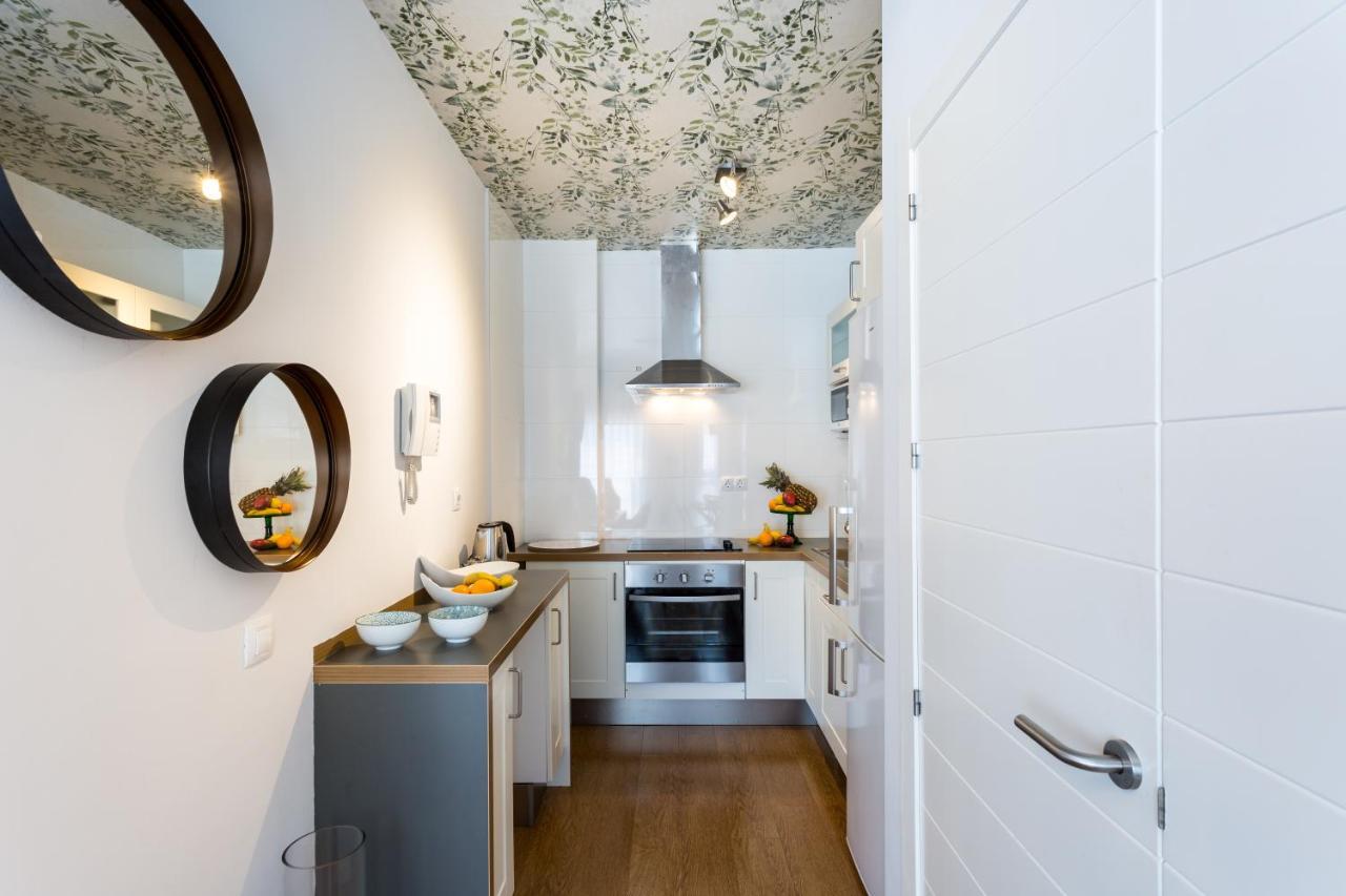 Apartamentos Rg Alameda De Hercules Севиля Екстериор снимка