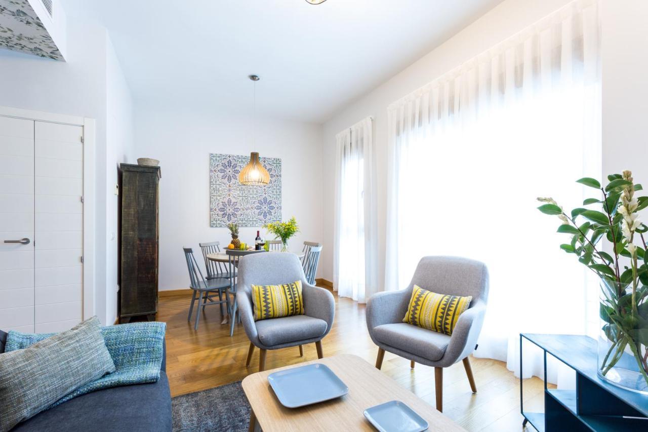 Apartamentos Rg Alameda De Hercules Севиля Екстериор снимка